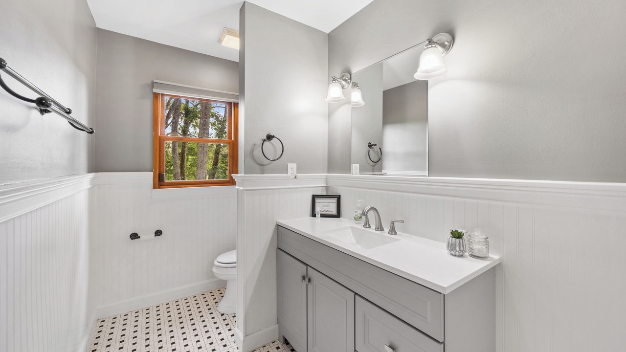 Photo of Bathroom in Mount Juliet