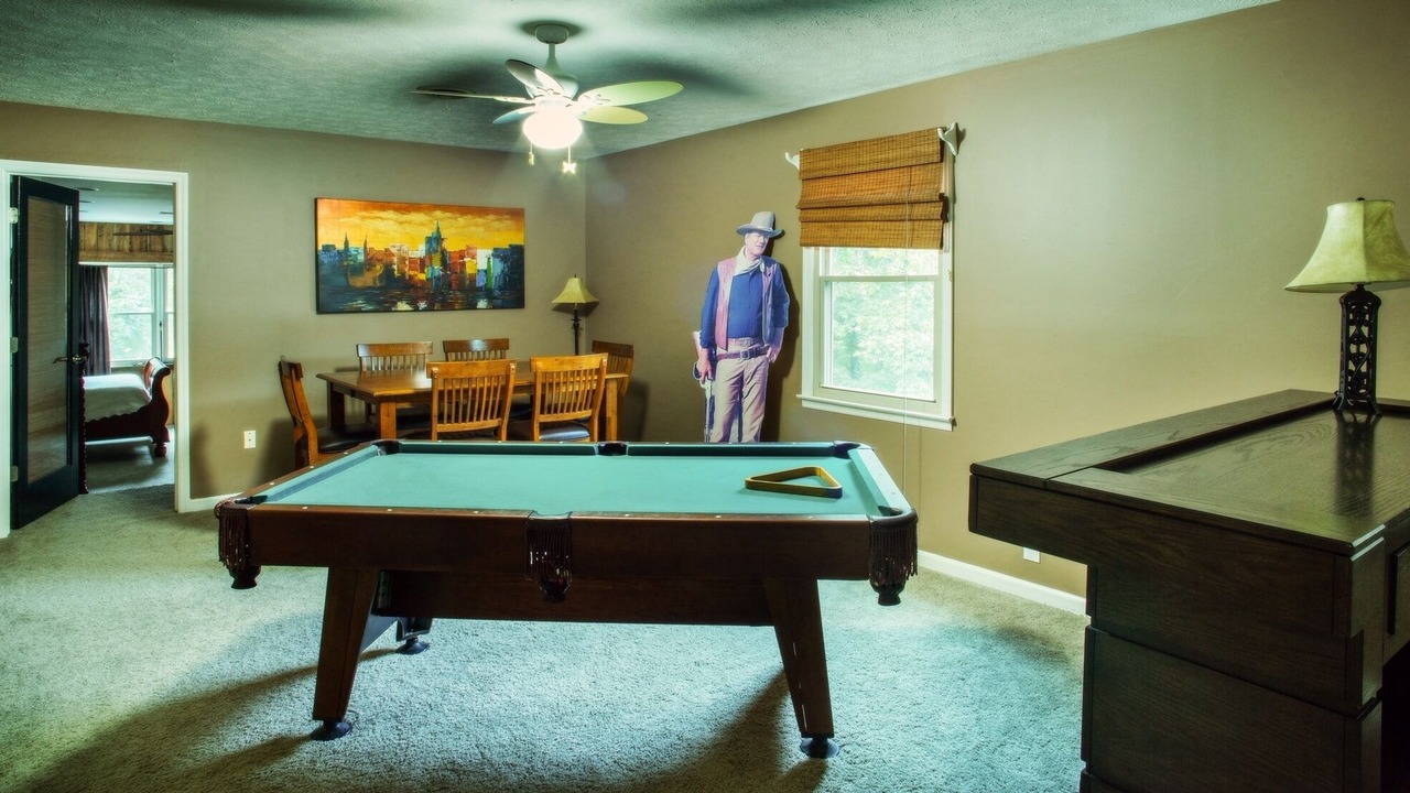 Photo of Bedroom in Hendersonville