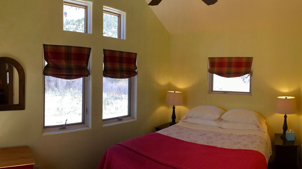 Photo of Bedroom in Jemez Springs