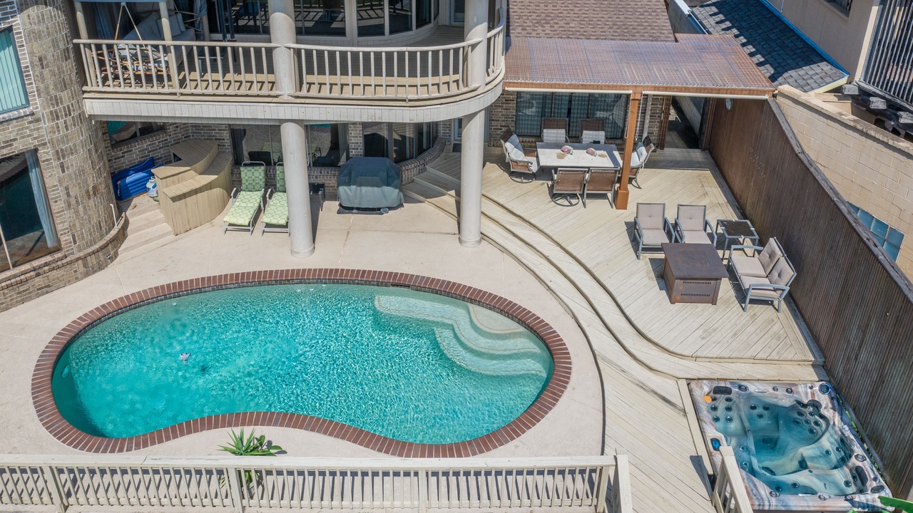 Photo of Patio Balcony in El Lago