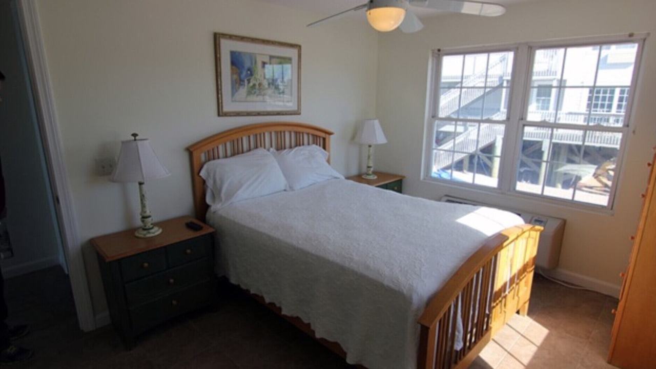 Photo of Bedroom in Misquamicut