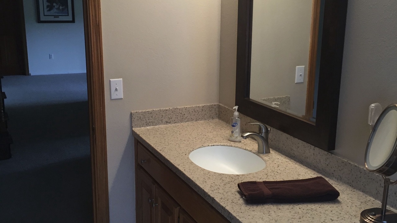 Photo of Bathroom in El Jebel