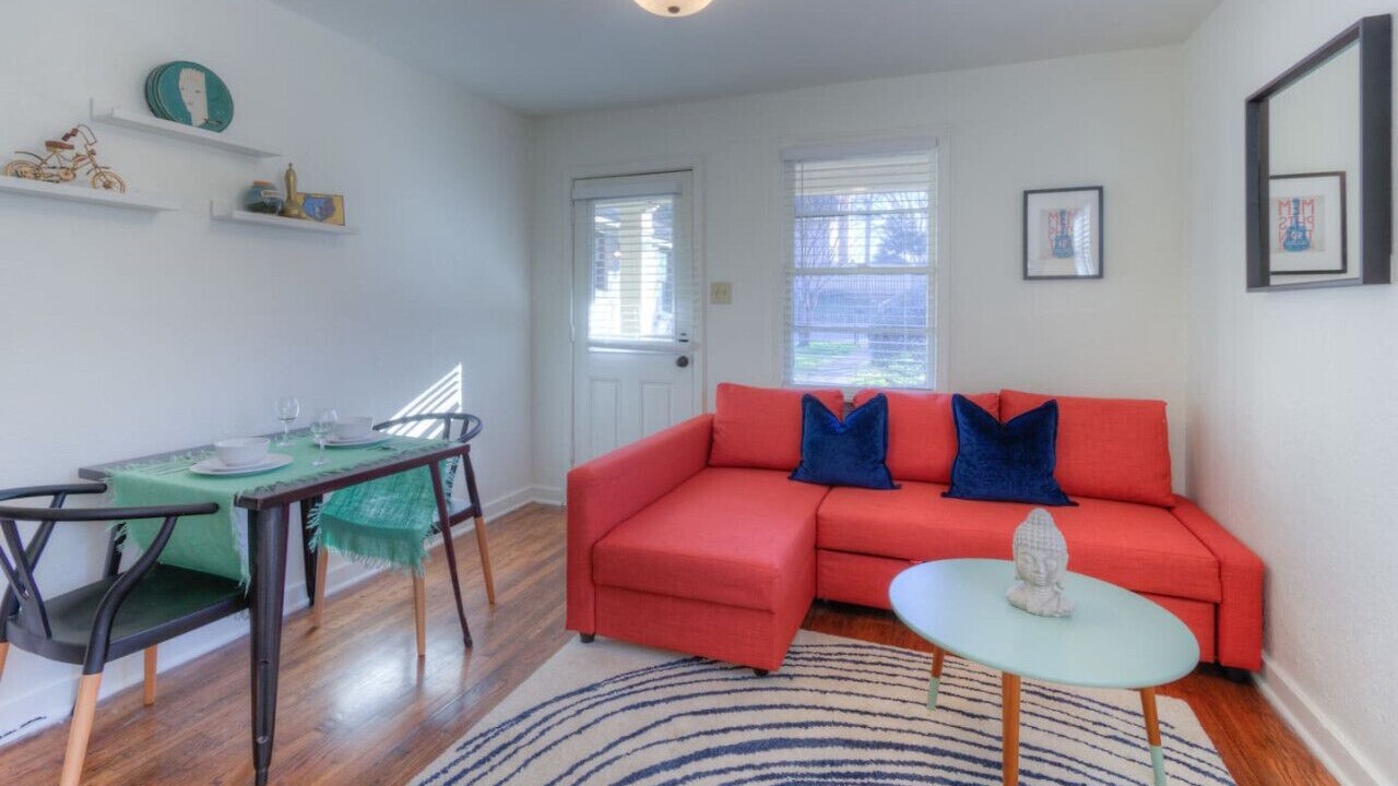 Photo of Bedroom in Midtown