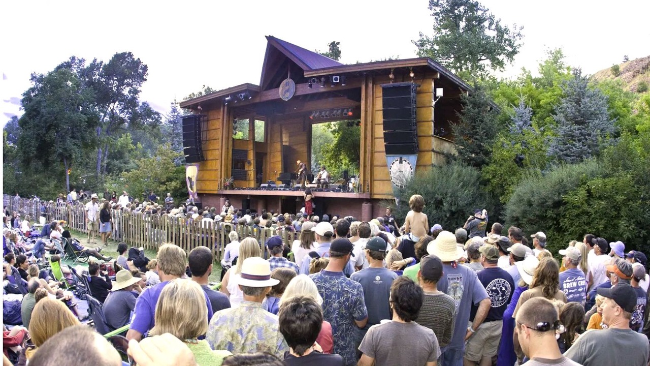 Photo of Others in Lyons
