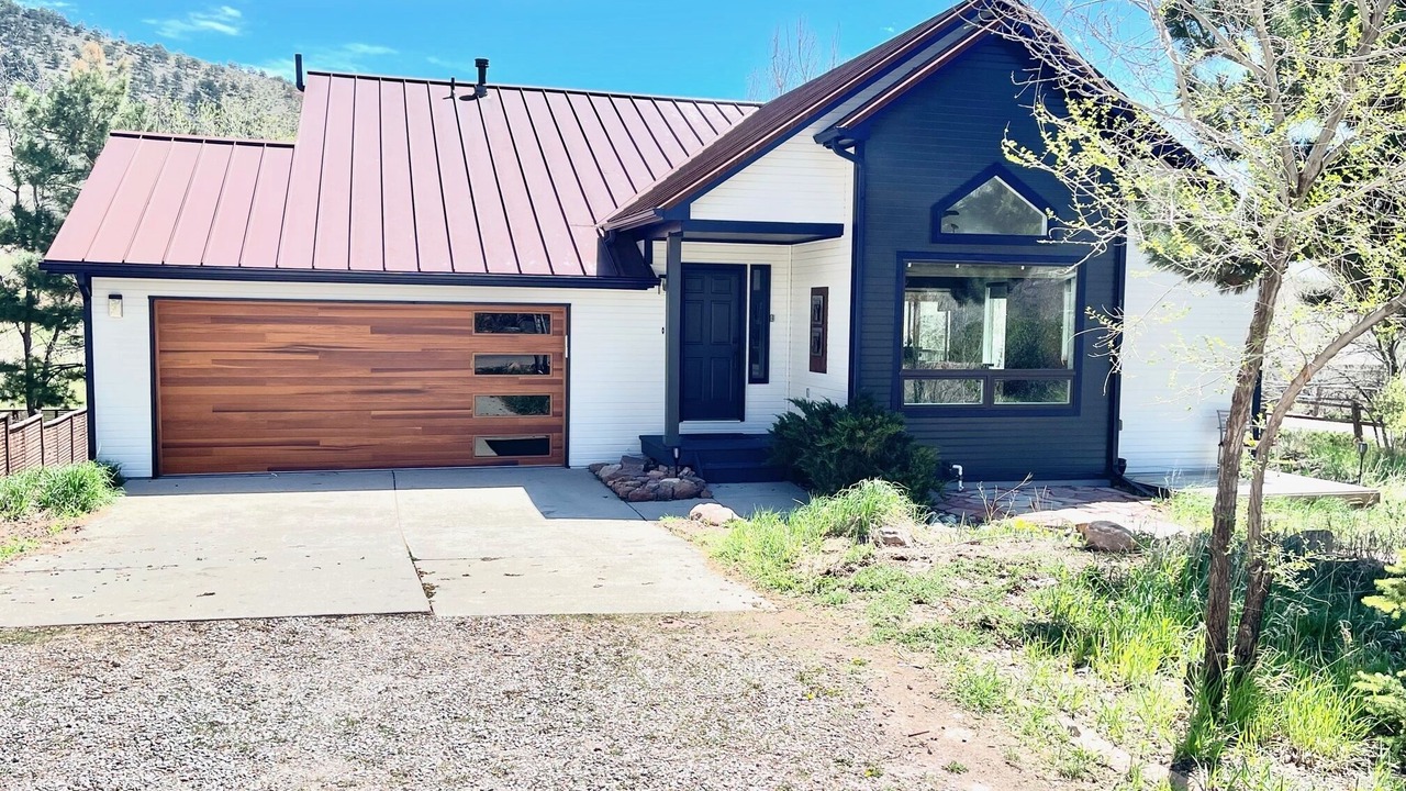 Photo of Outdoor in Lyons