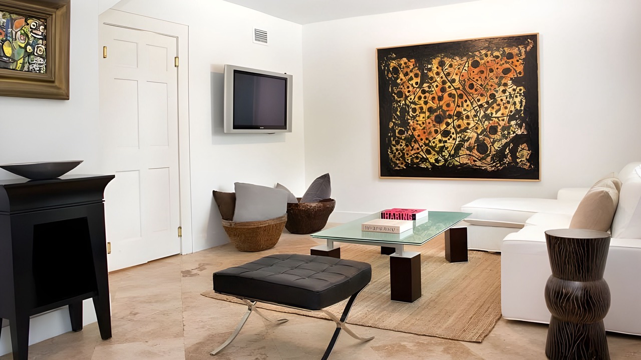 Photo of Livingroom in Sailboat Bend