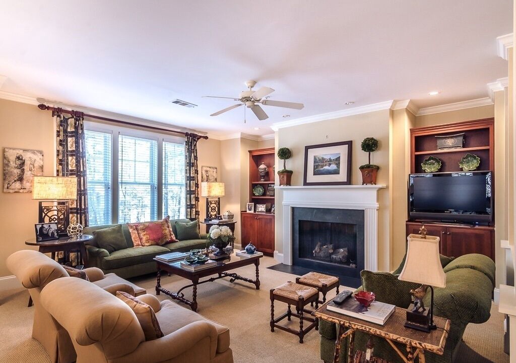 Photo of Livingroom in Lake Oconee