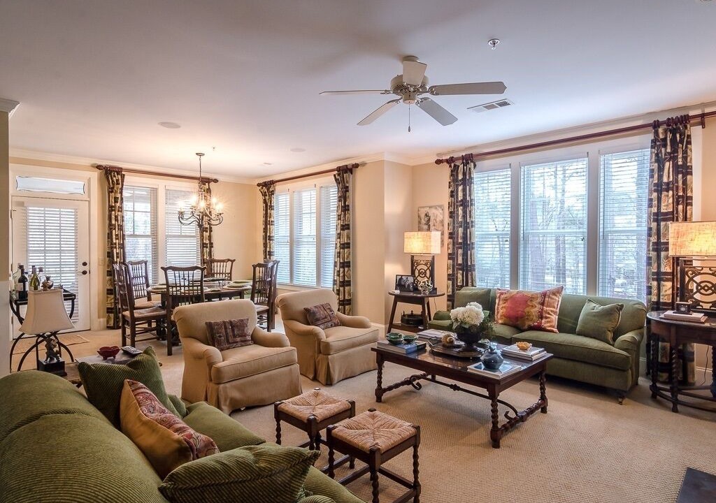 Photo of Livingroom in Lake Oconee