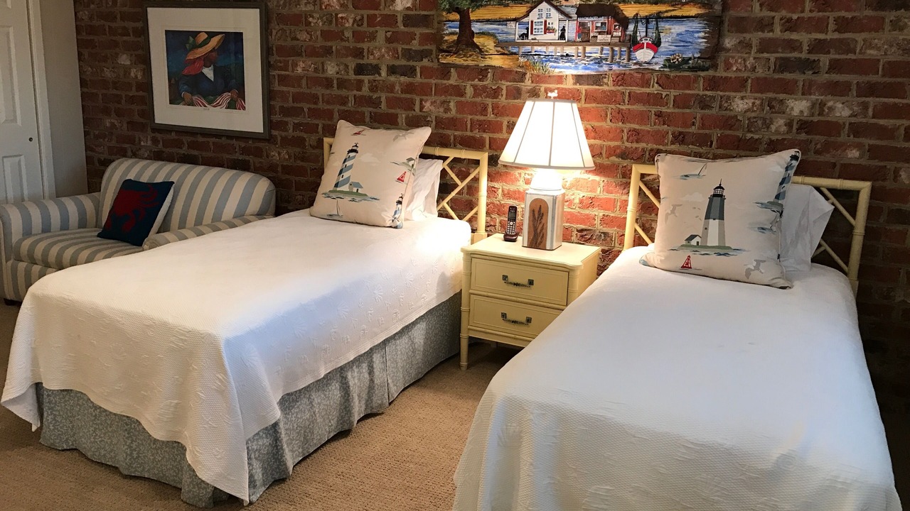 Photo of Bedroom in Debordieu Colony