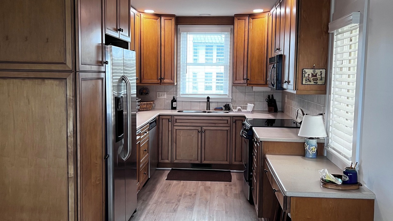 Photo of Kitchen in Debordieu Colony