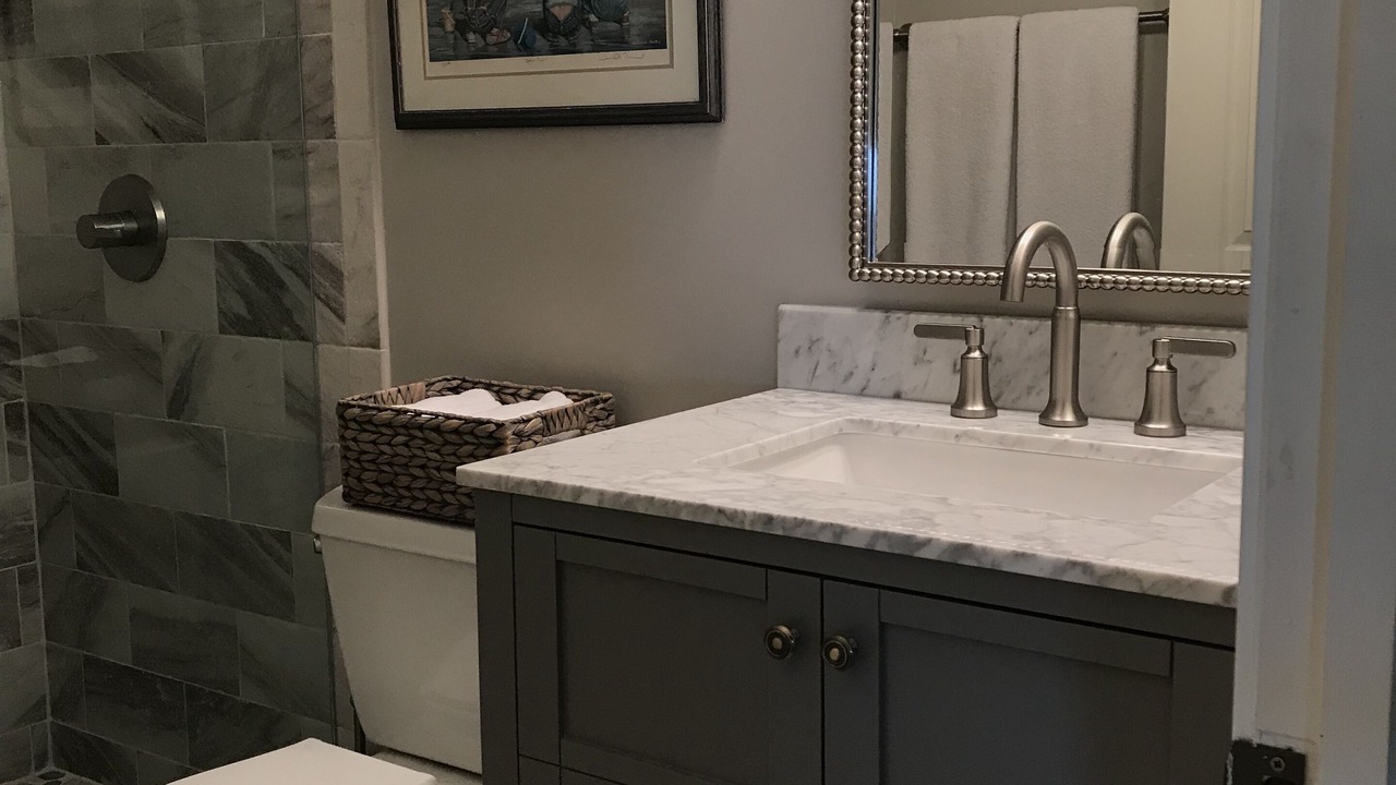 Photo of Bathroom in Debordieu Colony