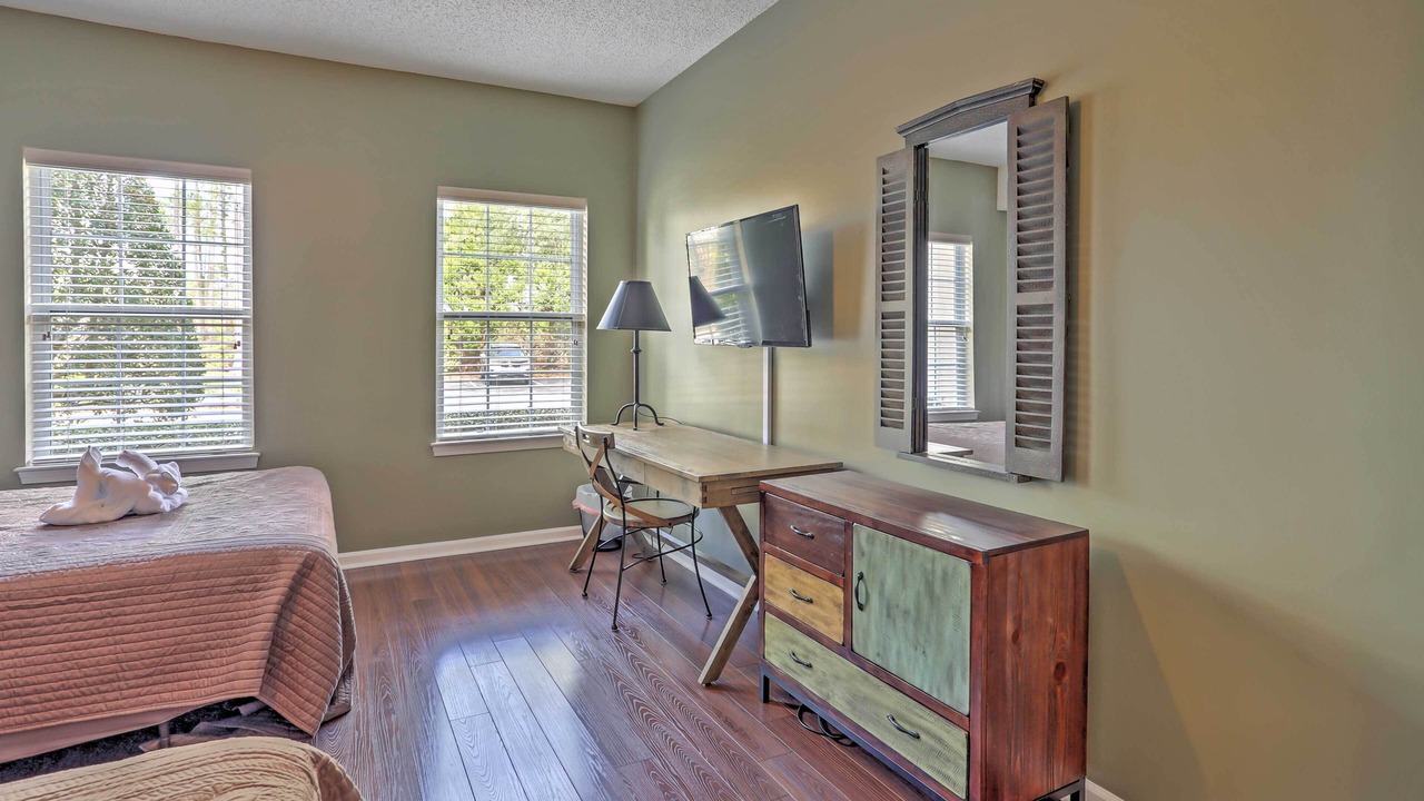 Photo of Bedroom in Red Hill