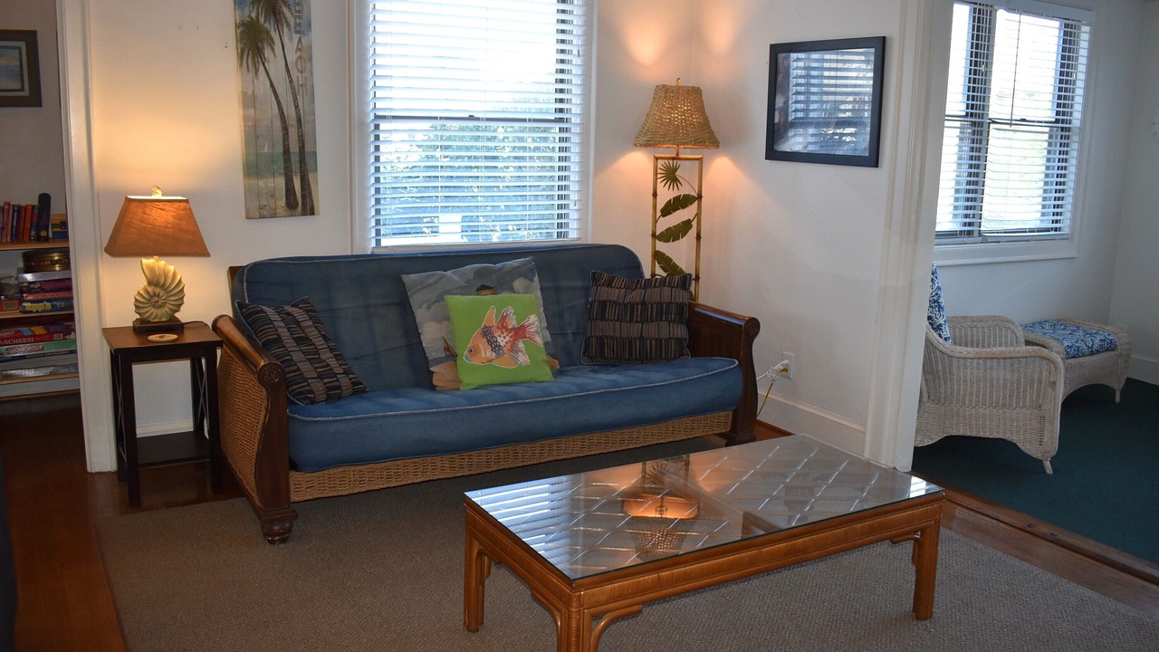 Photo of Livingroom in Northeast Virginia Beach