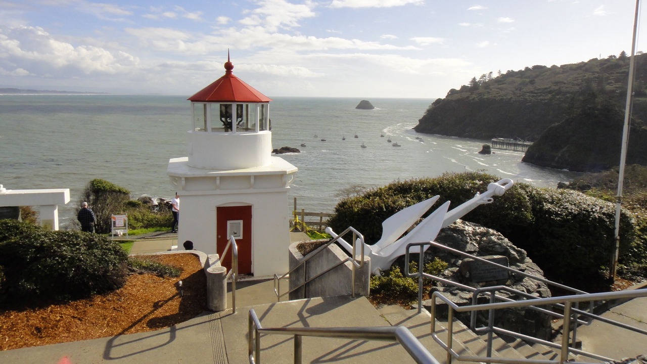 Photo of Others in Eureka