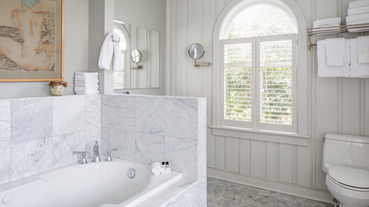 Photo of Bathroom in Locust Grove