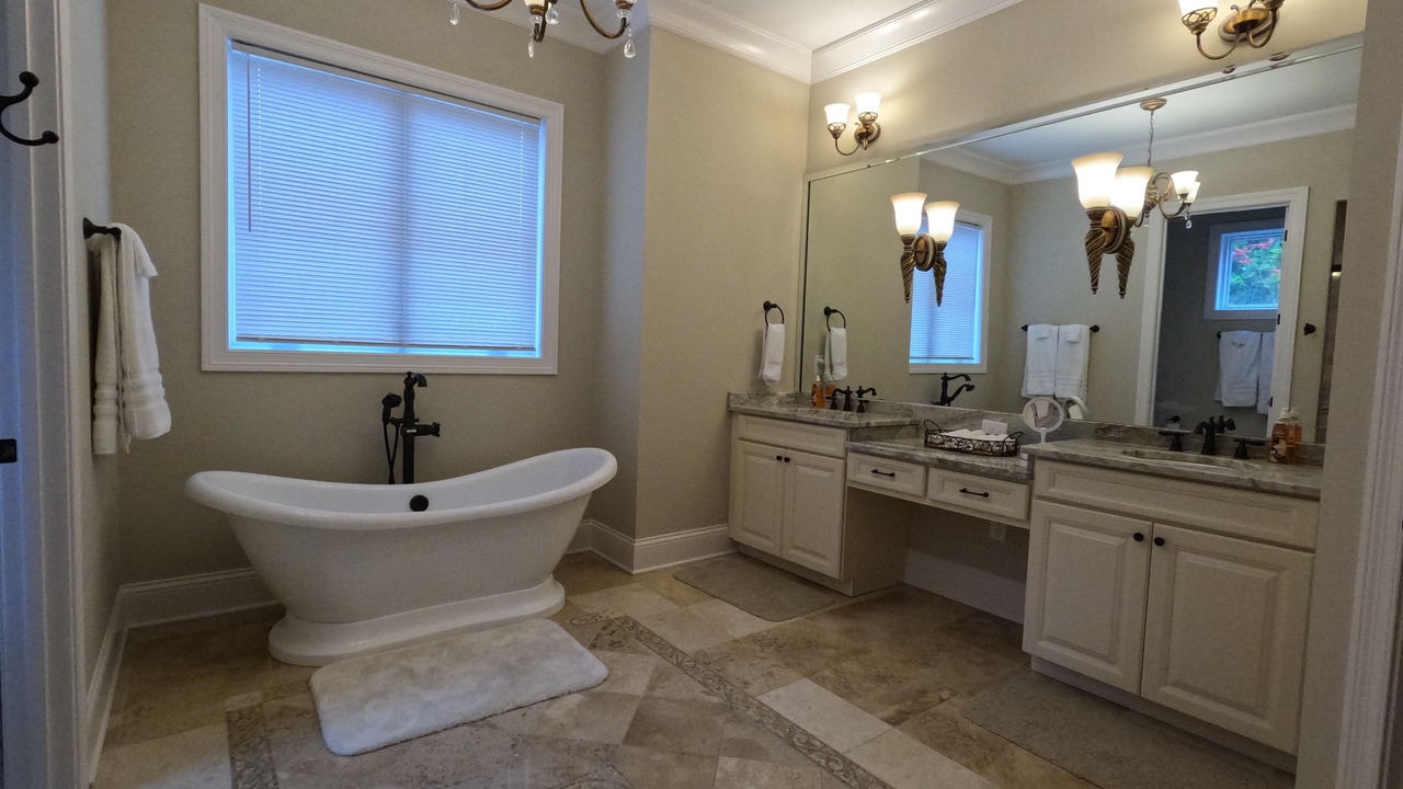 Photo of Bathroom in Thompson's Station