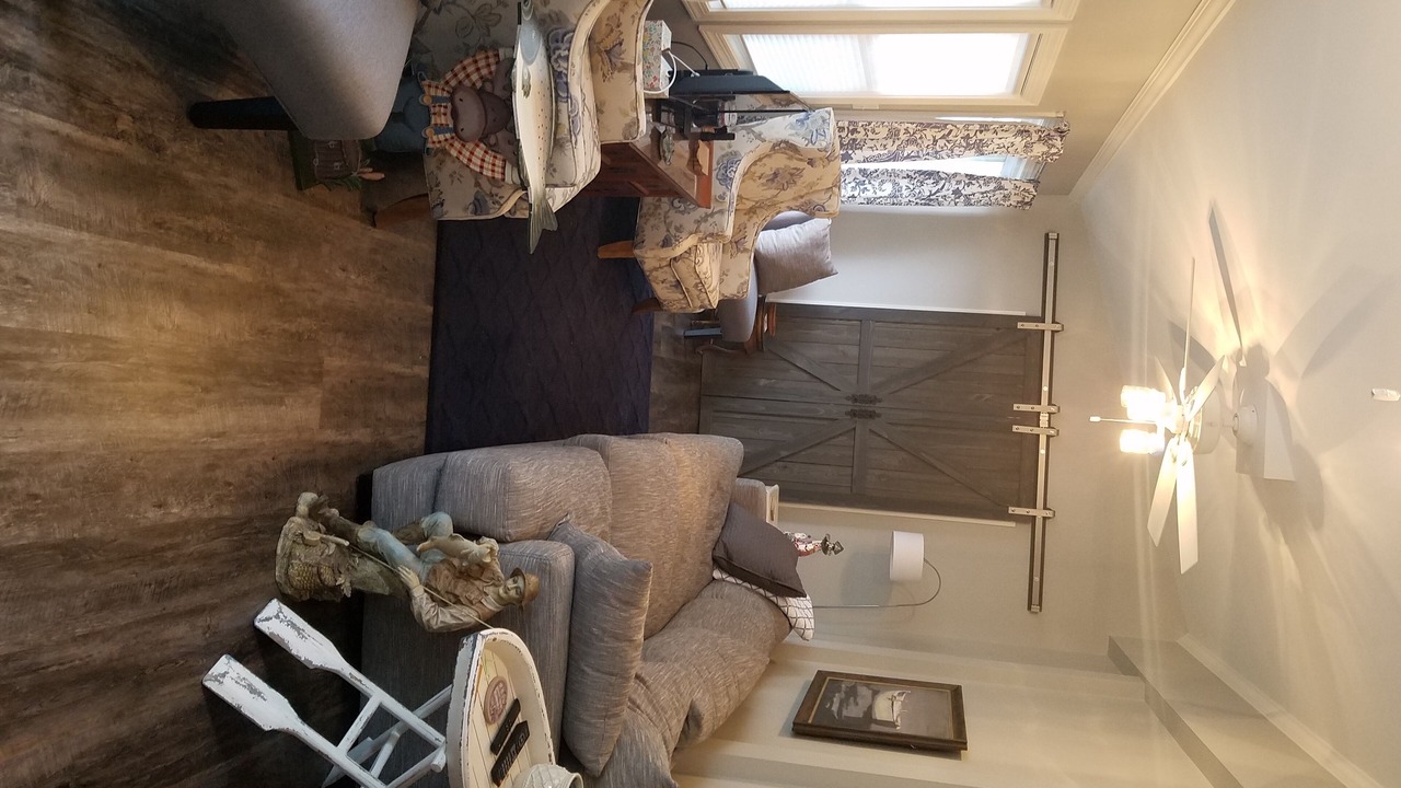 Photo of Livingroom in Wolcott