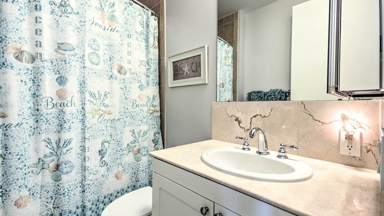 Photo of Bathroom in Galveston