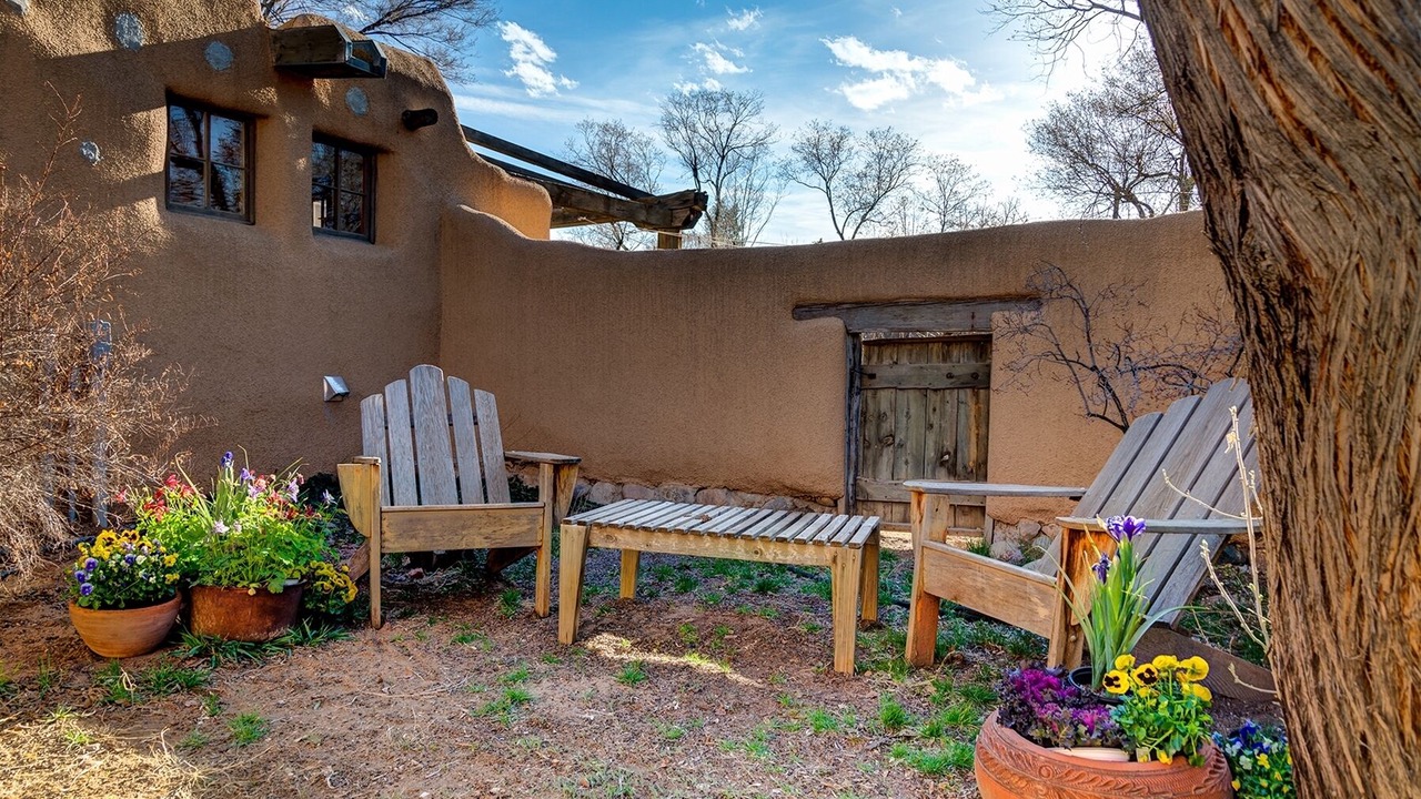 Photo of Patio Balcony in Historic Eastside