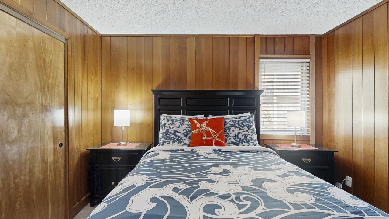 Photo of Bedroom in Roads End