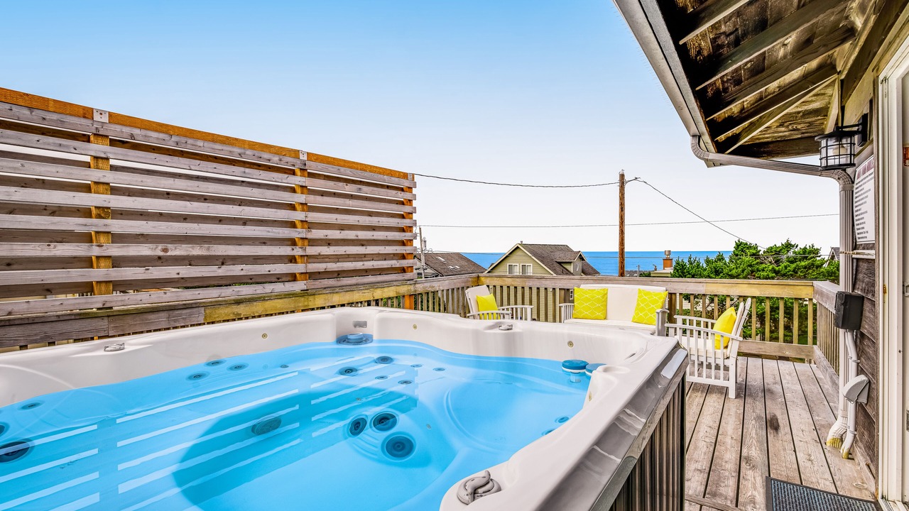 Photo of Patio Balcony in Roads End