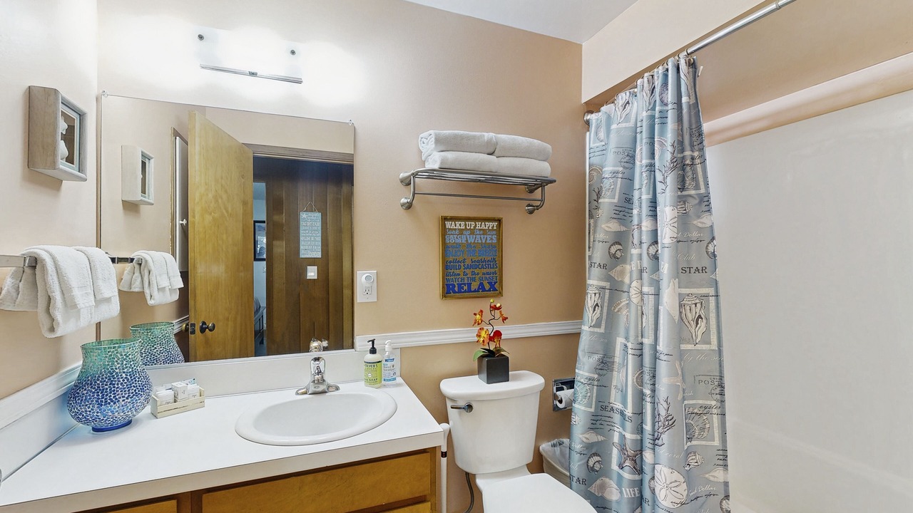 Photo of Bathroom in Roads End
