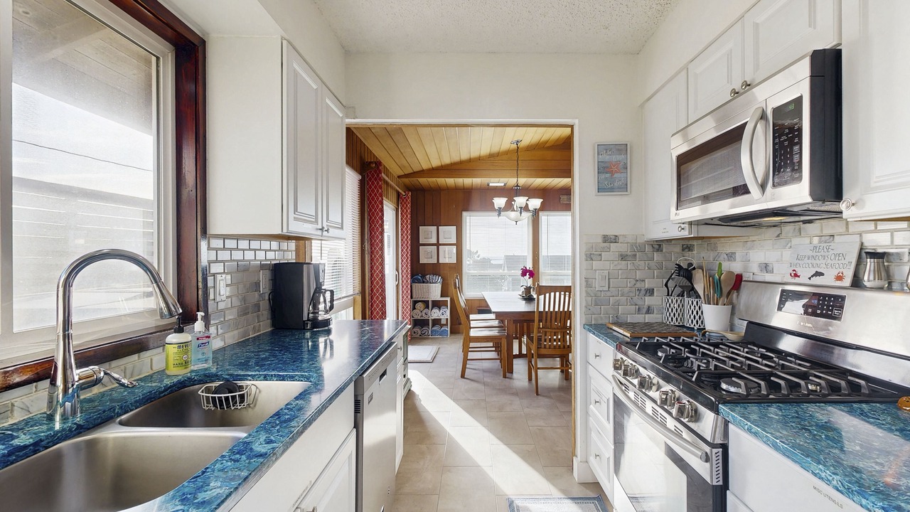 Photo of Kitchen in Roads End