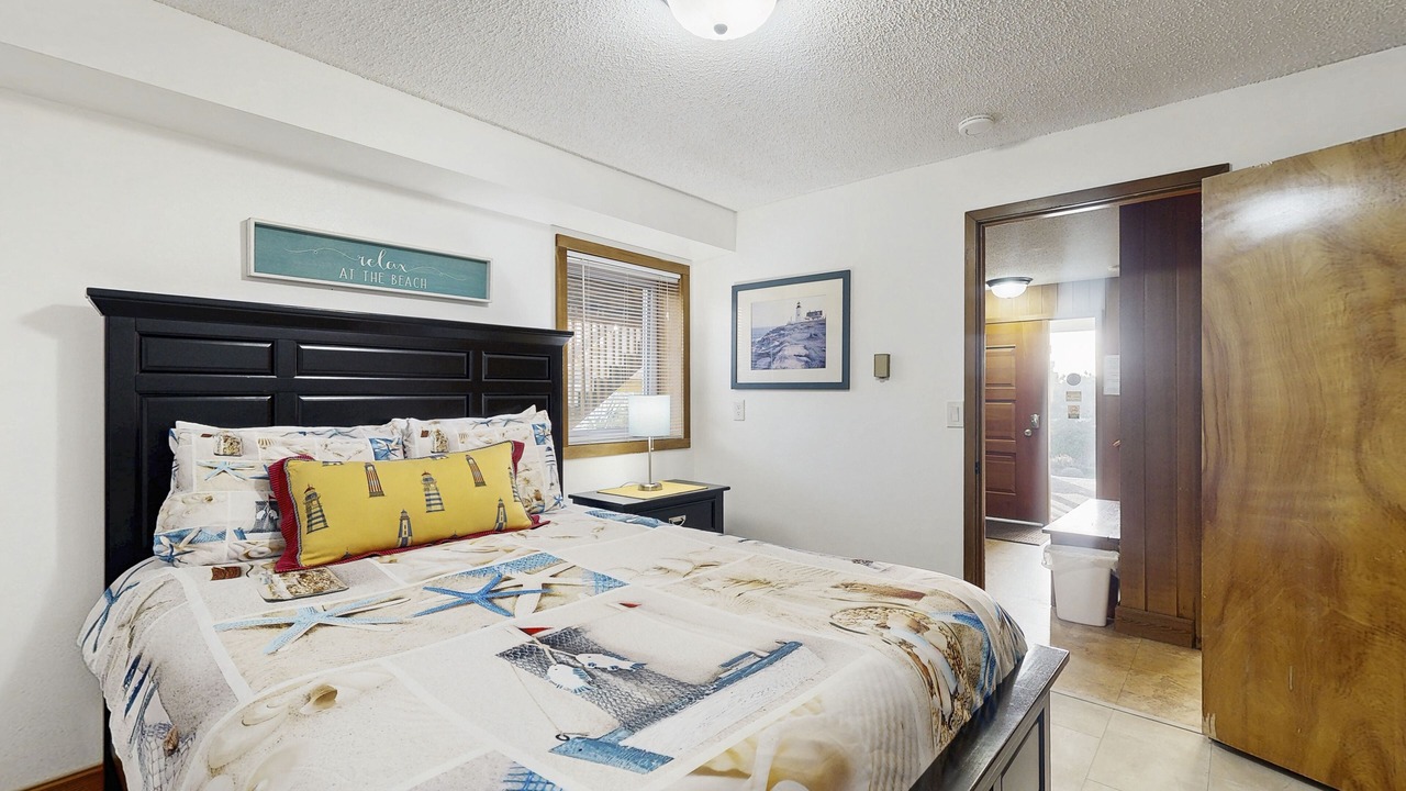 Photo of Bedroom in Roads End