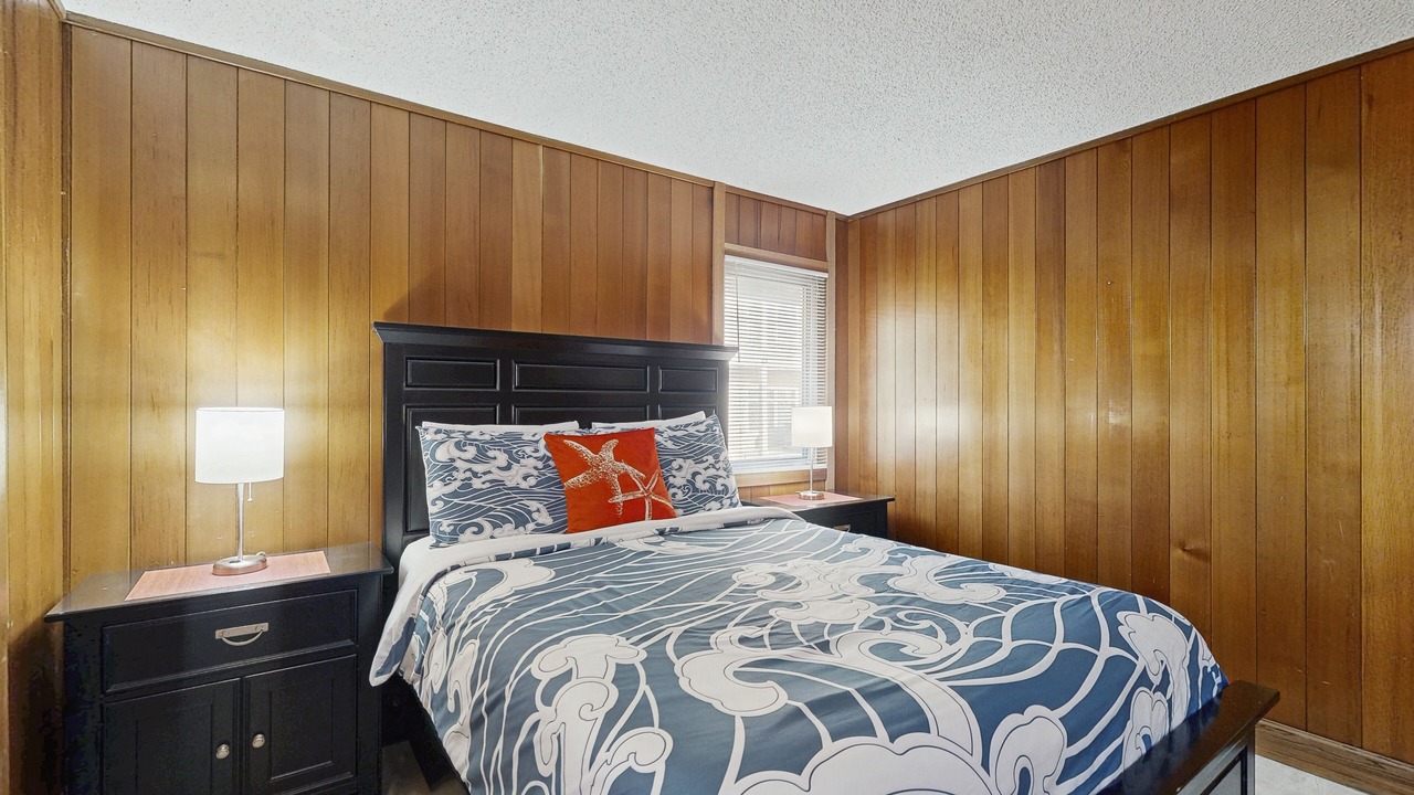 Photo of Bedroom in Roads End