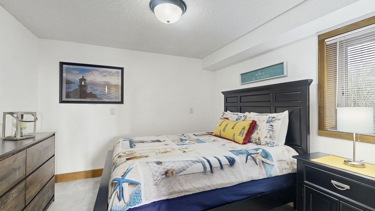 Photo of Bedroom in Roads End
