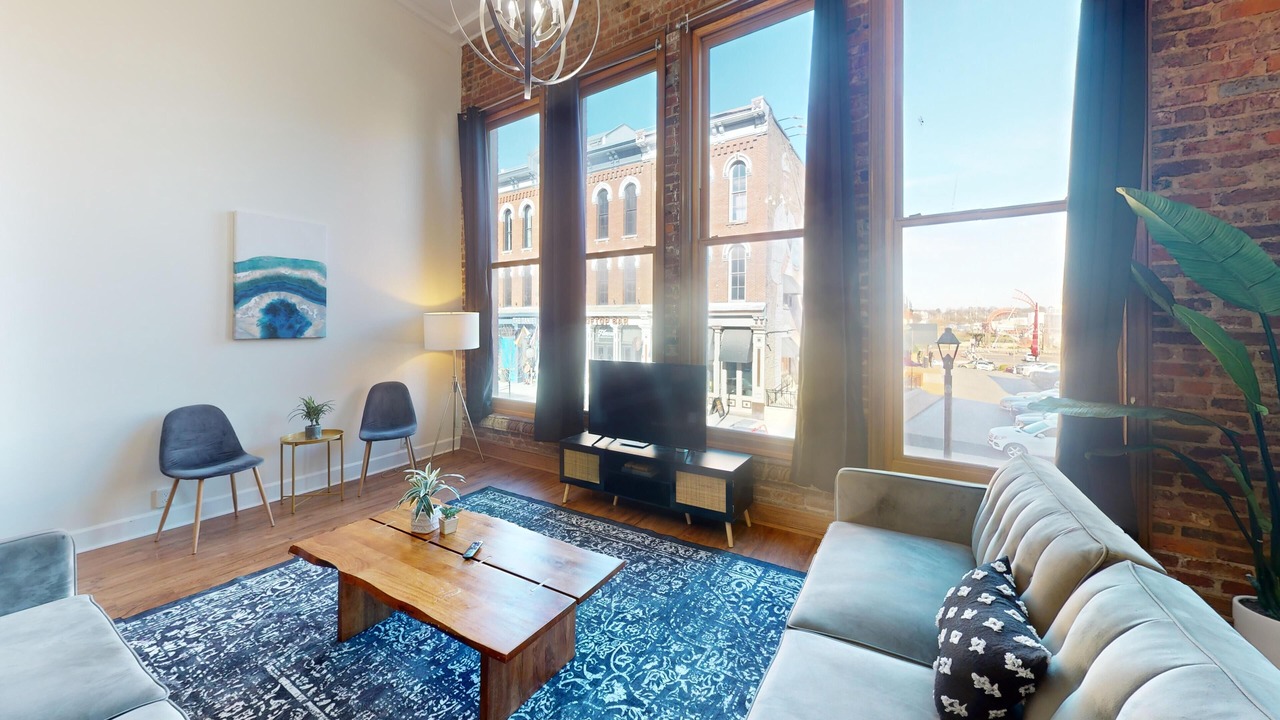 Photo of Livingroom in Downtown Nashville