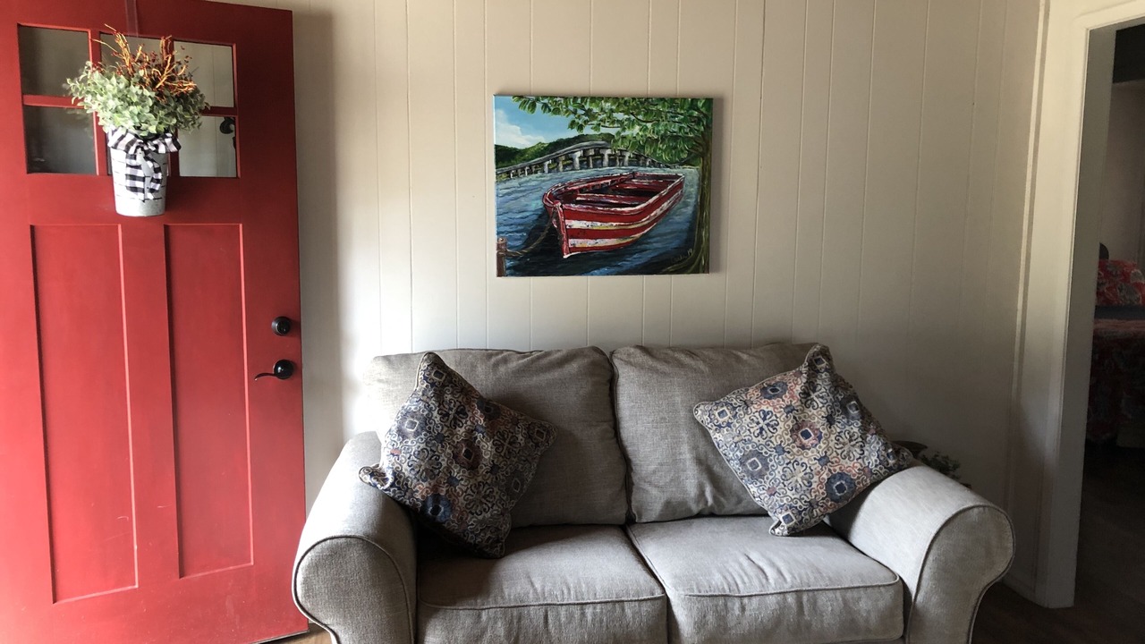 Photo of Livingroom in Springville