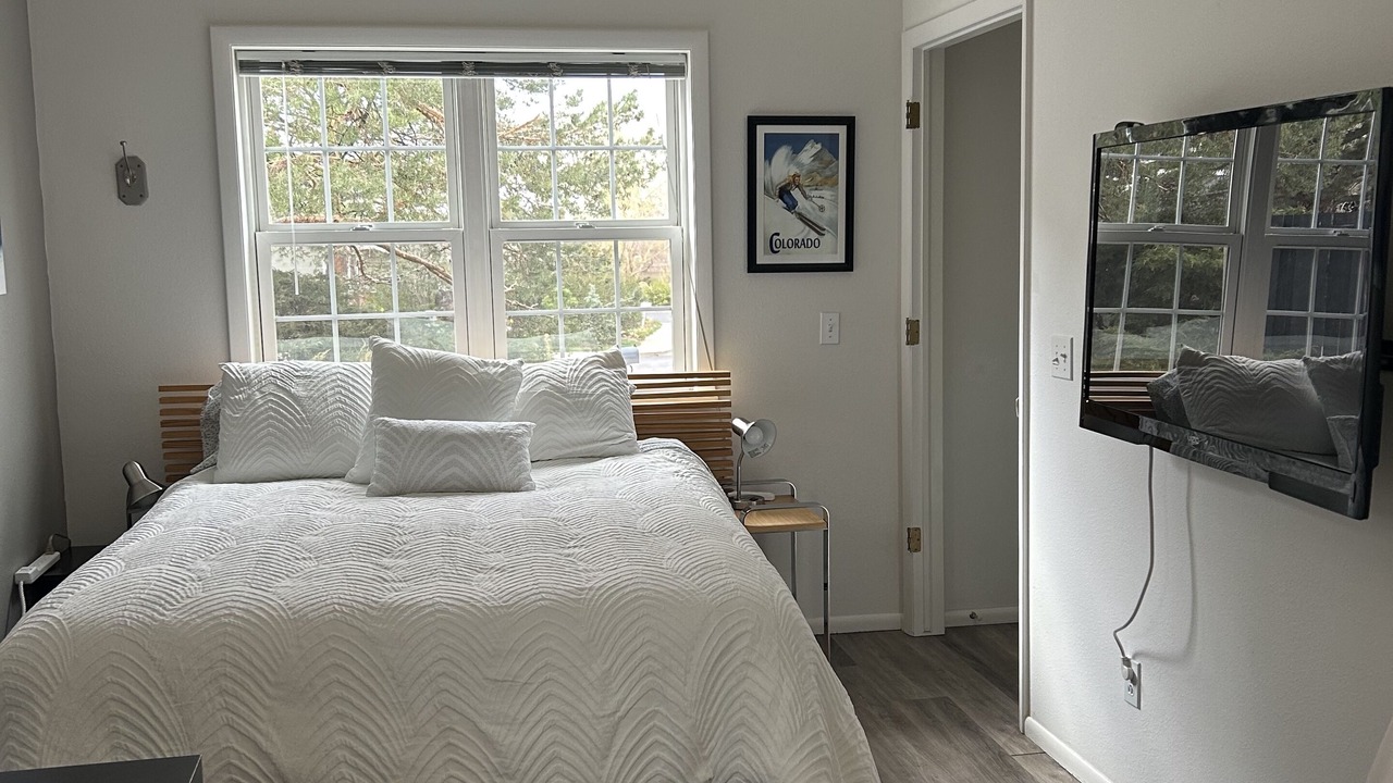 Photo of Bedroom in Devil's Thumb - Rolling Hill