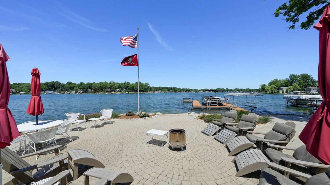 Photo of Patio Balcony in Sister Lakes