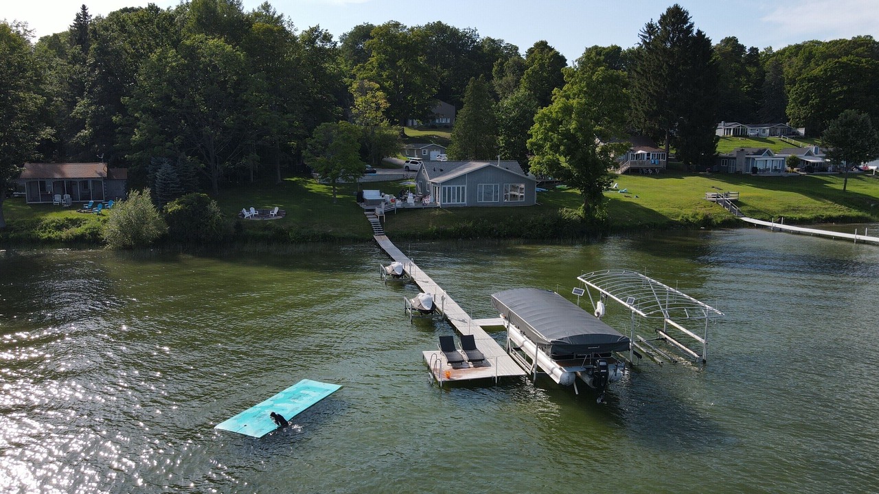 Photo of Outdoor in Brutus