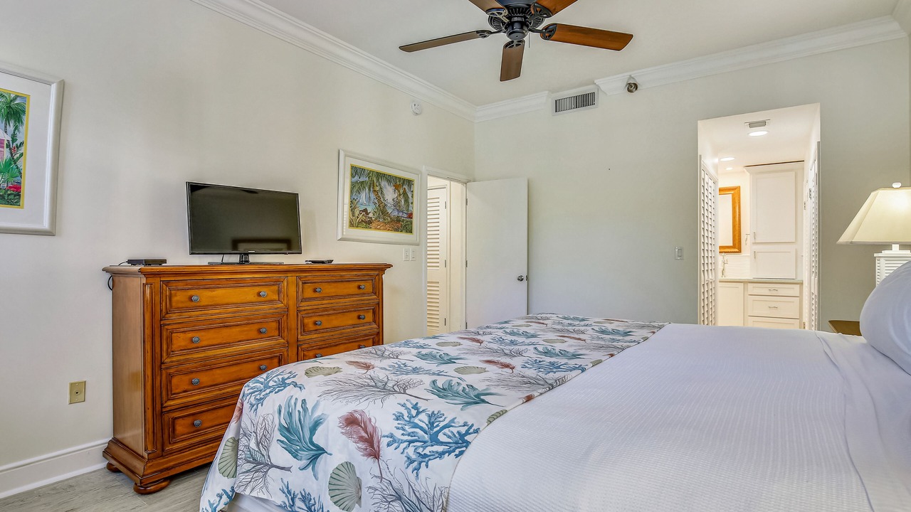 Photo of Bedroom in Truman Annex
