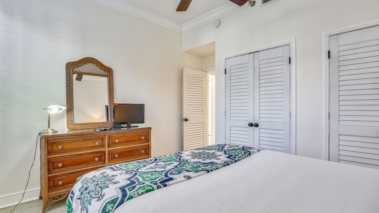 Photo of Bedroom in Truman Annex
