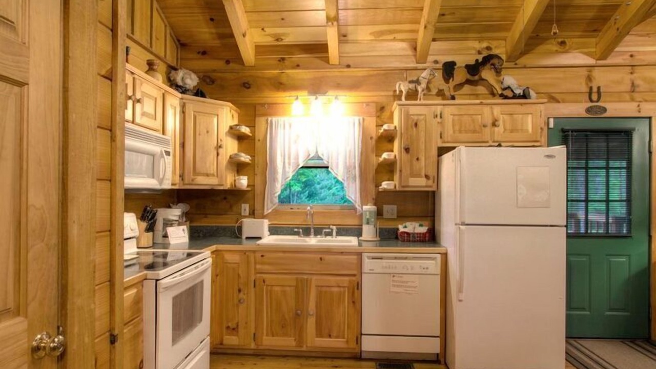 Photo of Kitchen in Gatlinburg - Pigeon Forge