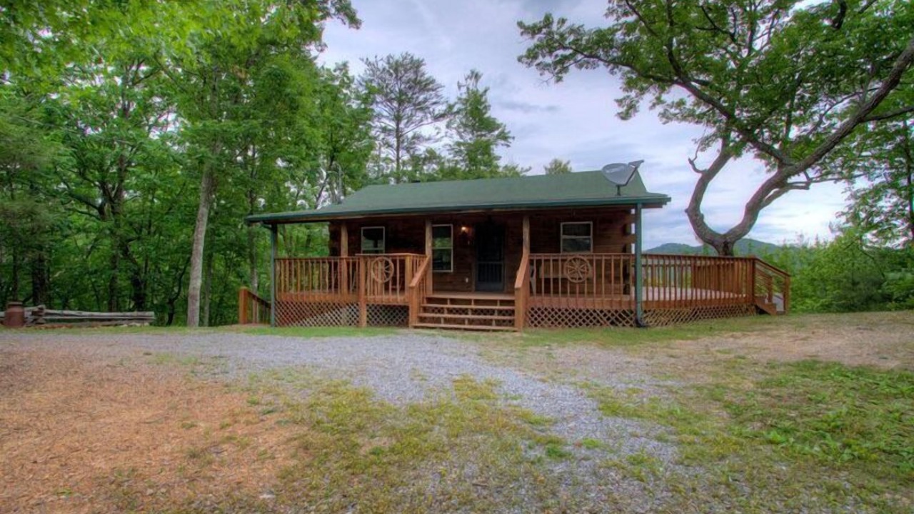 Photo of Outdoor in Gatlinburg - Pigeon Forge