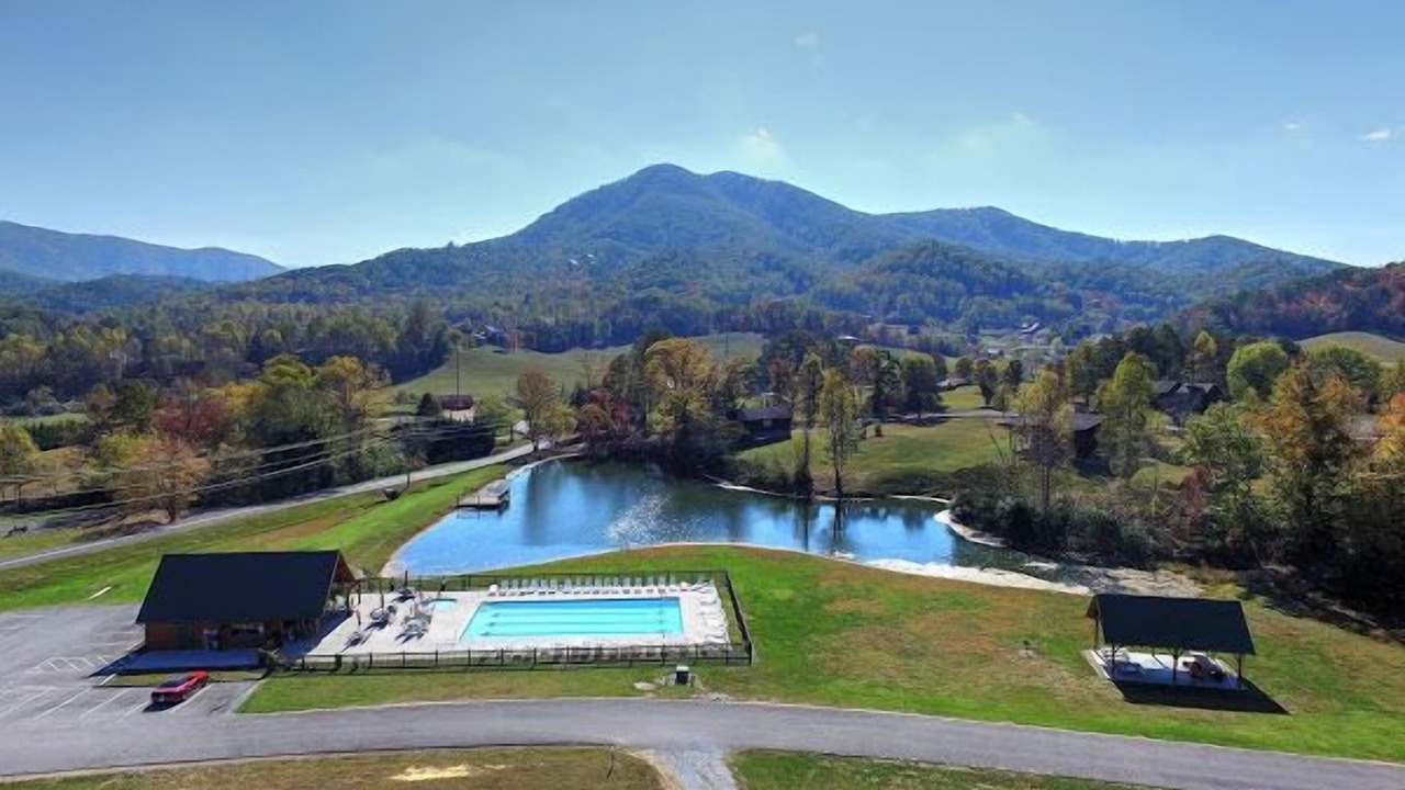 Photo of Others in Gatlinburg - Pigeon Forge