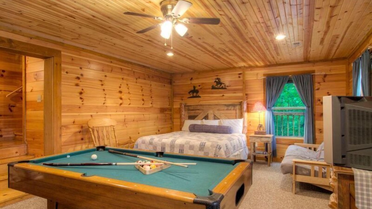 Photo of Bedroom in Gatlinburg - Pigeon Forge