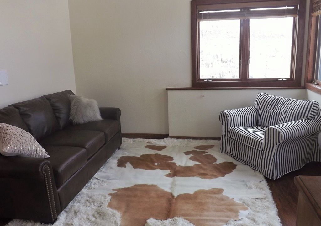 Photo of Livingroom in Highland Meadows