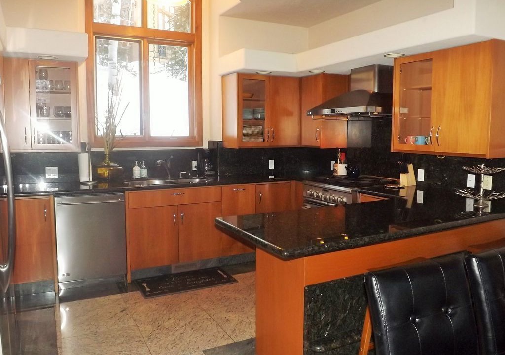 Photo of Kitchen in Highland Meadows