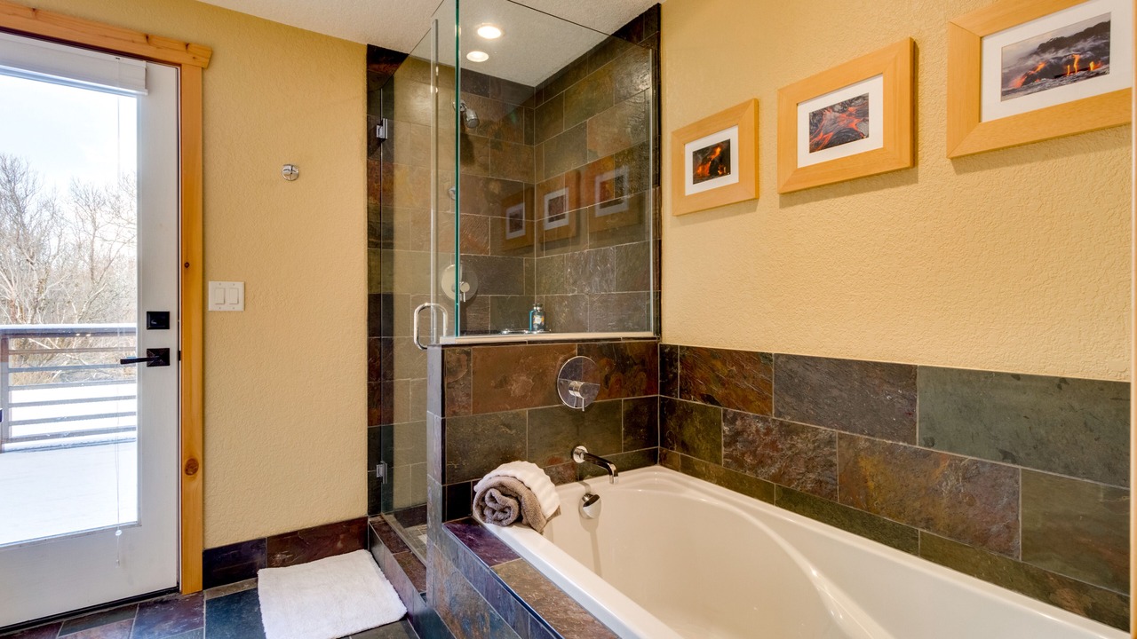 Photo of Bathroom in Rockaway Beach