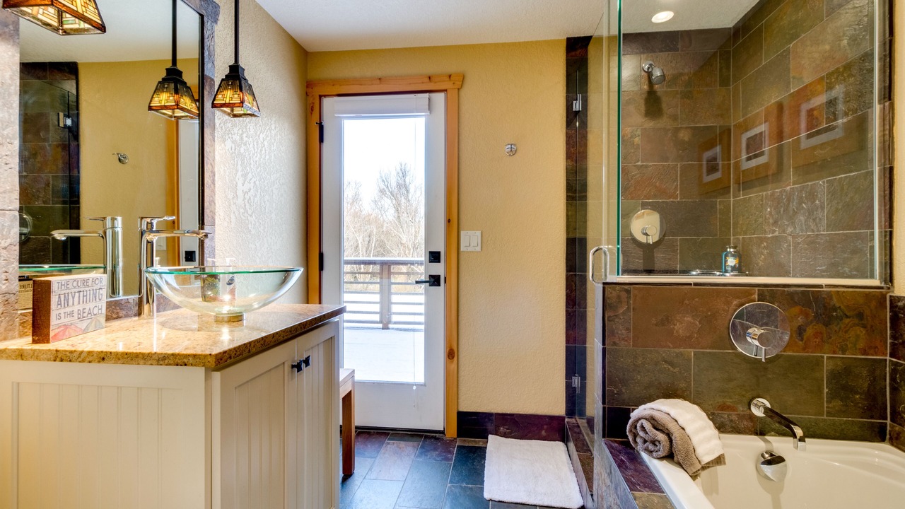 Photo of Bathroom in Rockaway Beach