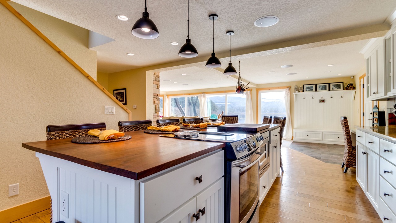 Photo of Kitchen in Rockaway Beach