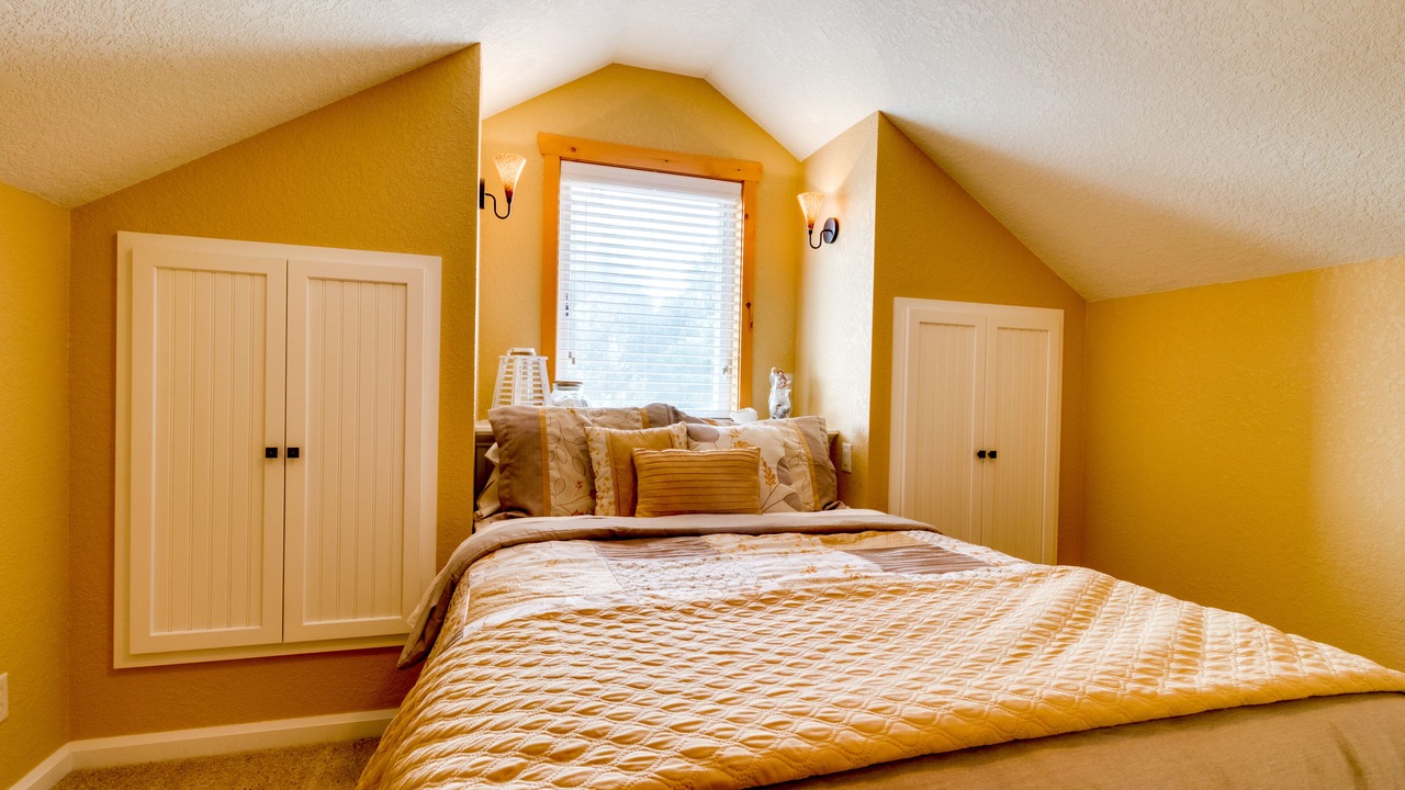 Photo of Bedroom in Rockaway Beach