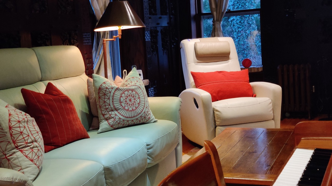 Photo of Livingroom in Northwest Philadelphia