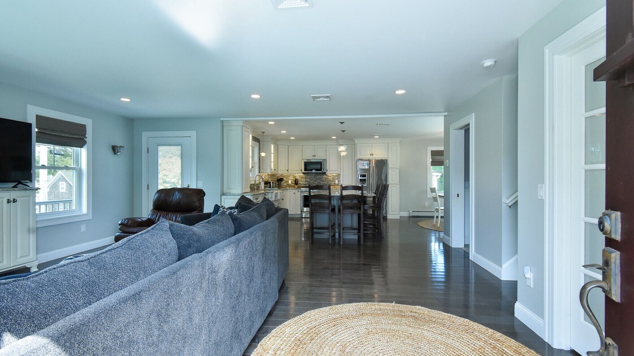 Photo of Livingroom in Bonnet Shores