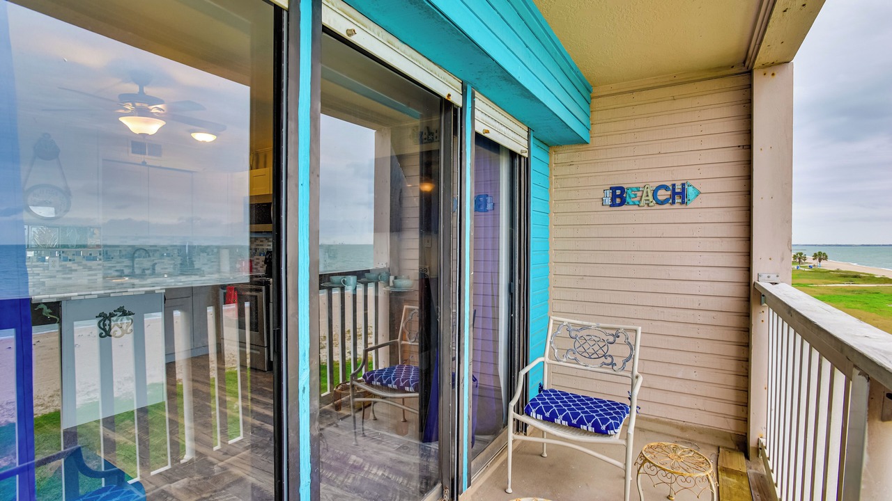 Photo of Patio Balcony in North Beach